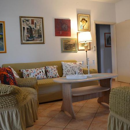 Apartments Lucija Srima Esterno foto